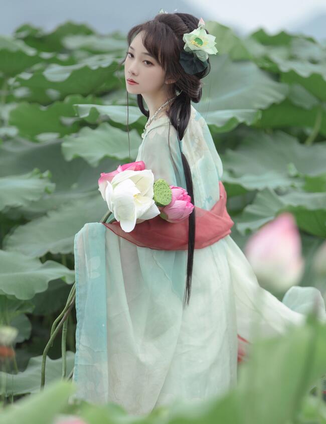四虎黃色影院